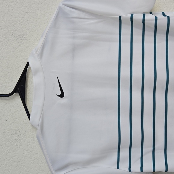 Nike White and Blue Striped Shirt - Picture 3 of 4